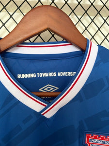 25-26 Ipswich home