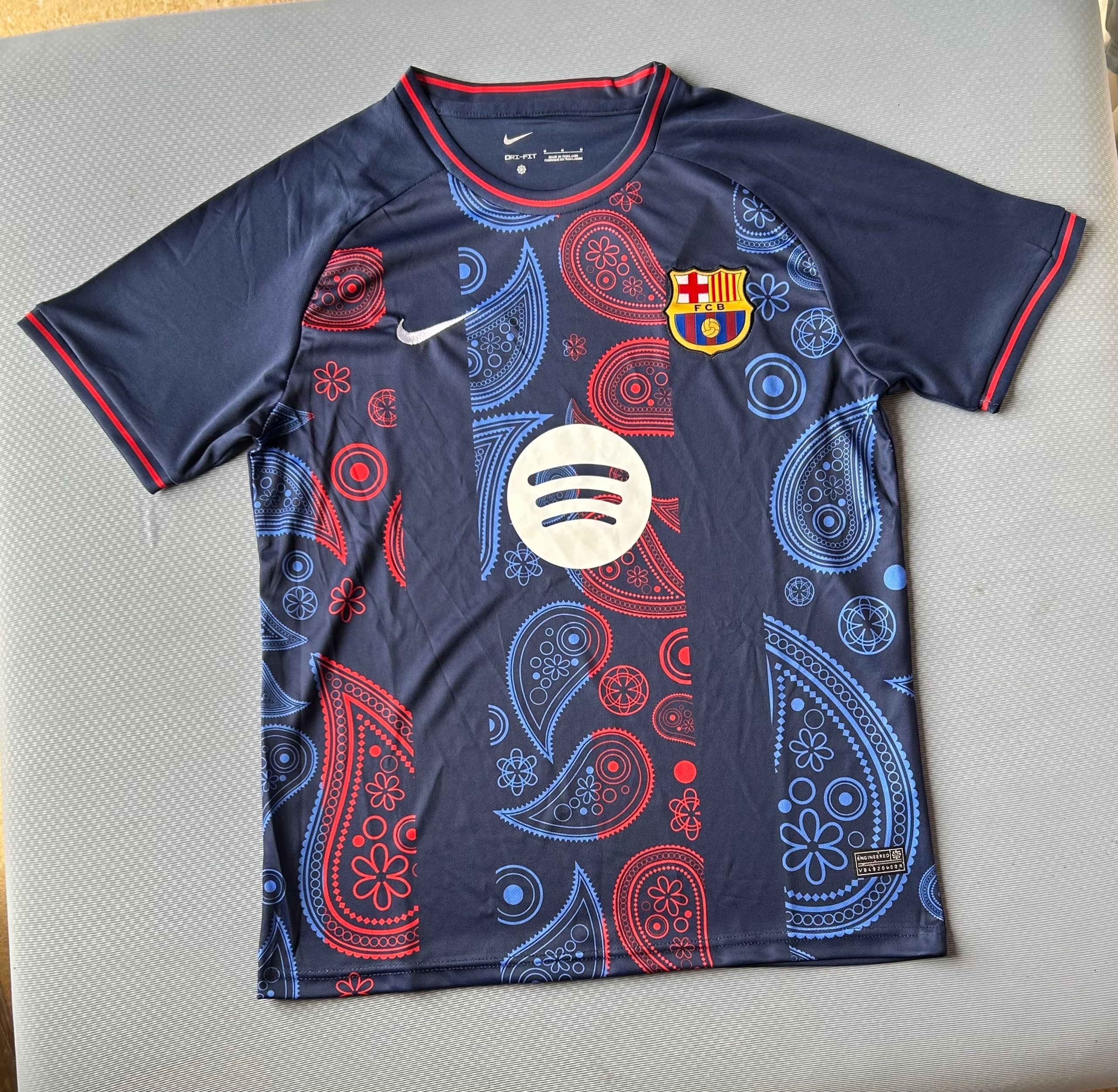 25-26 Barcelona Special 3