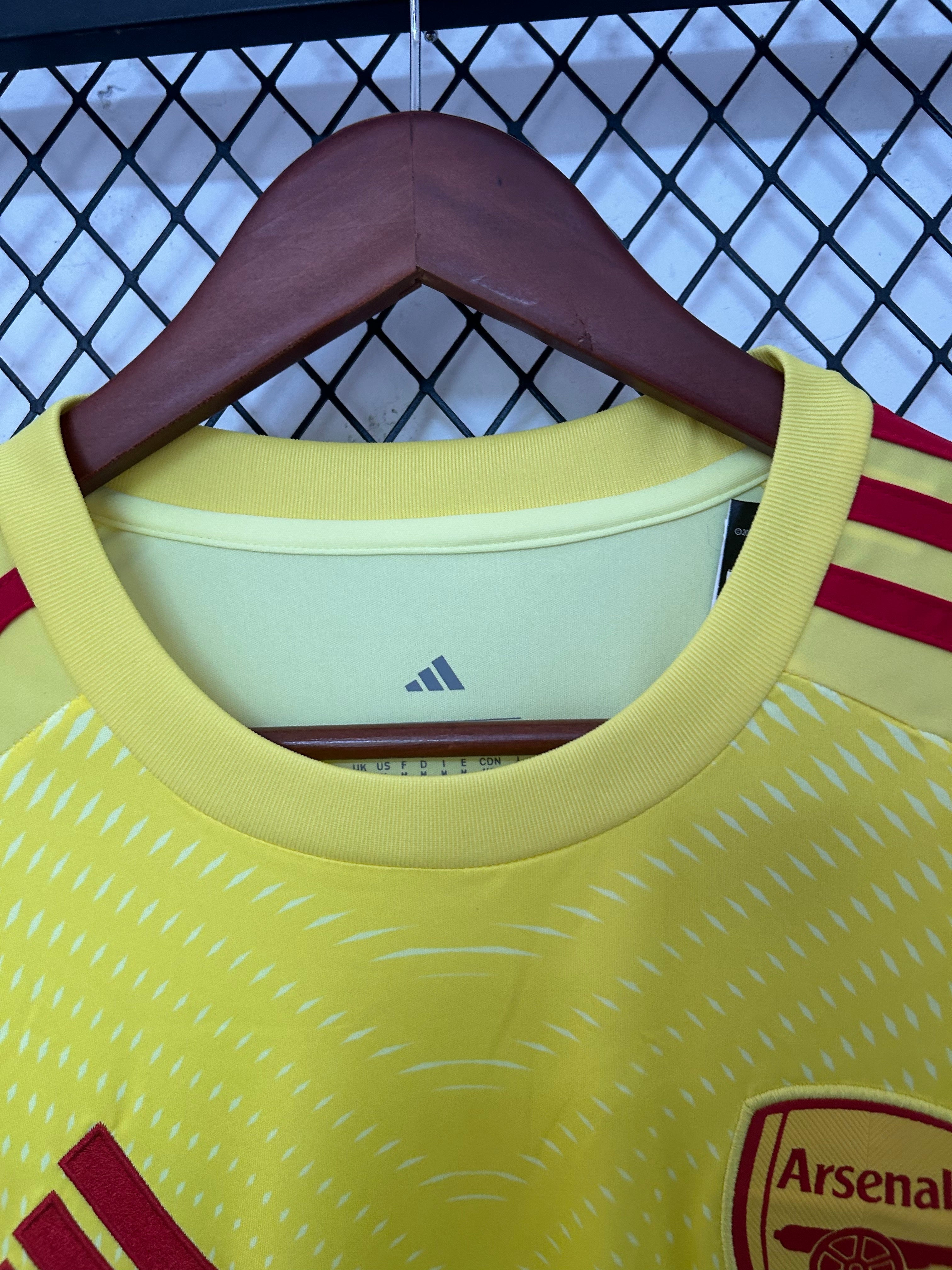 25-26 Arsenal Goalkeeper Light Yellow