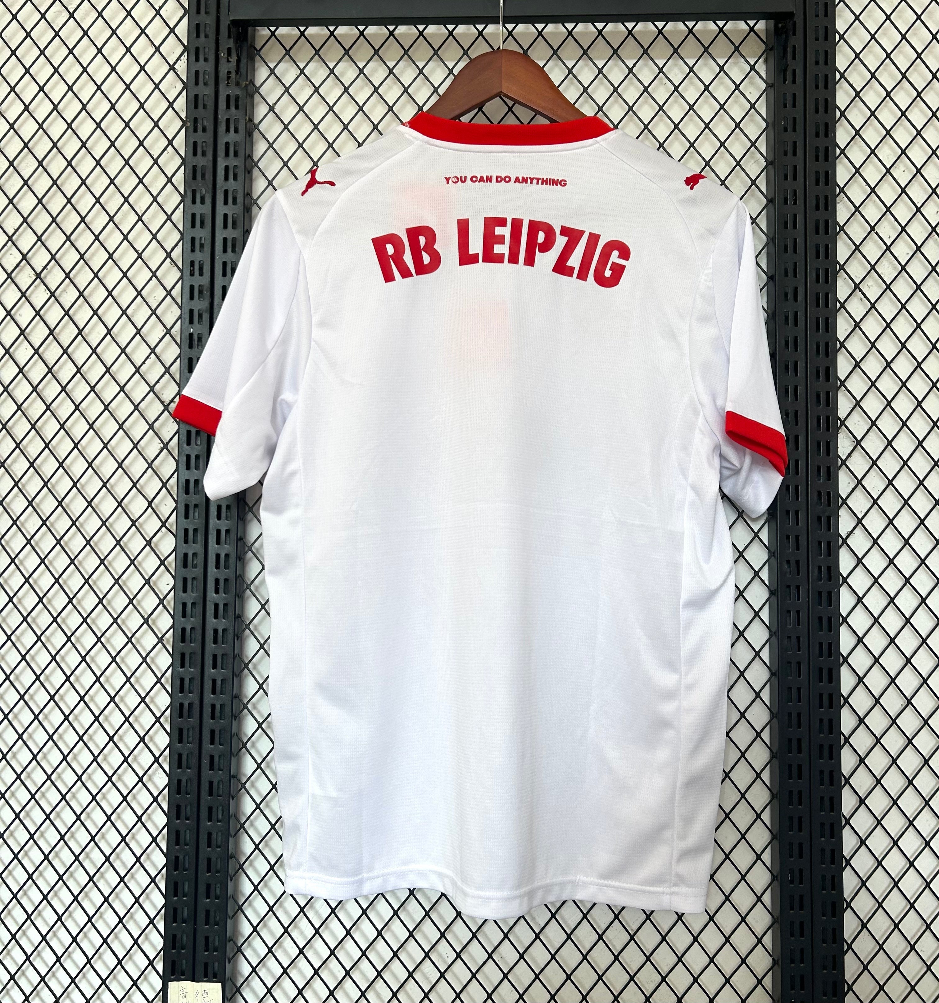 25-26 Leipzig Home