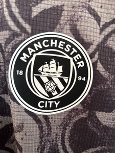 25-26 Manchester City Pre-Match Suit