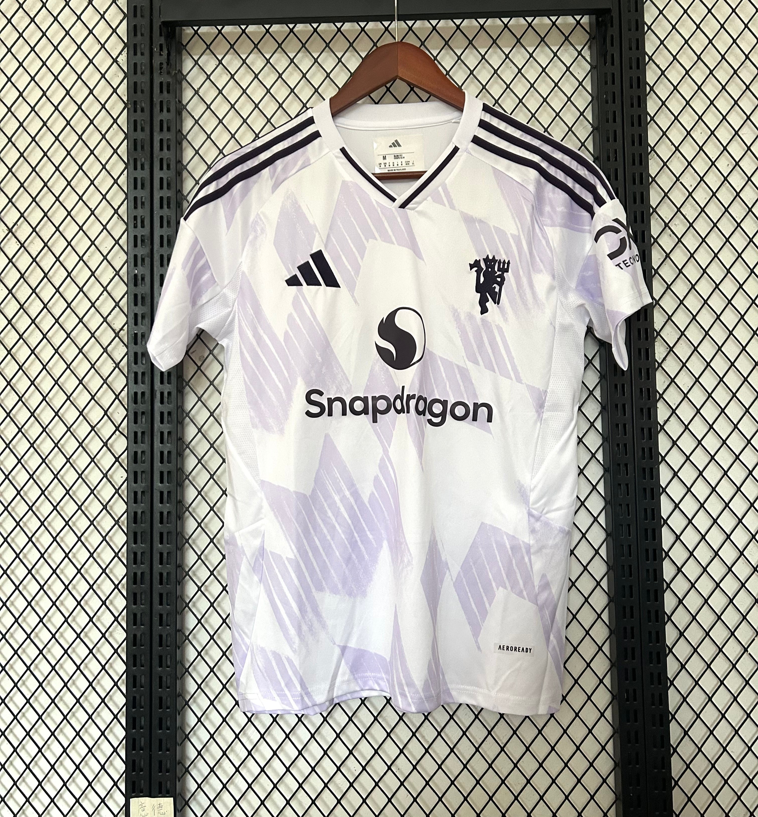 25-26 Manchester United Away