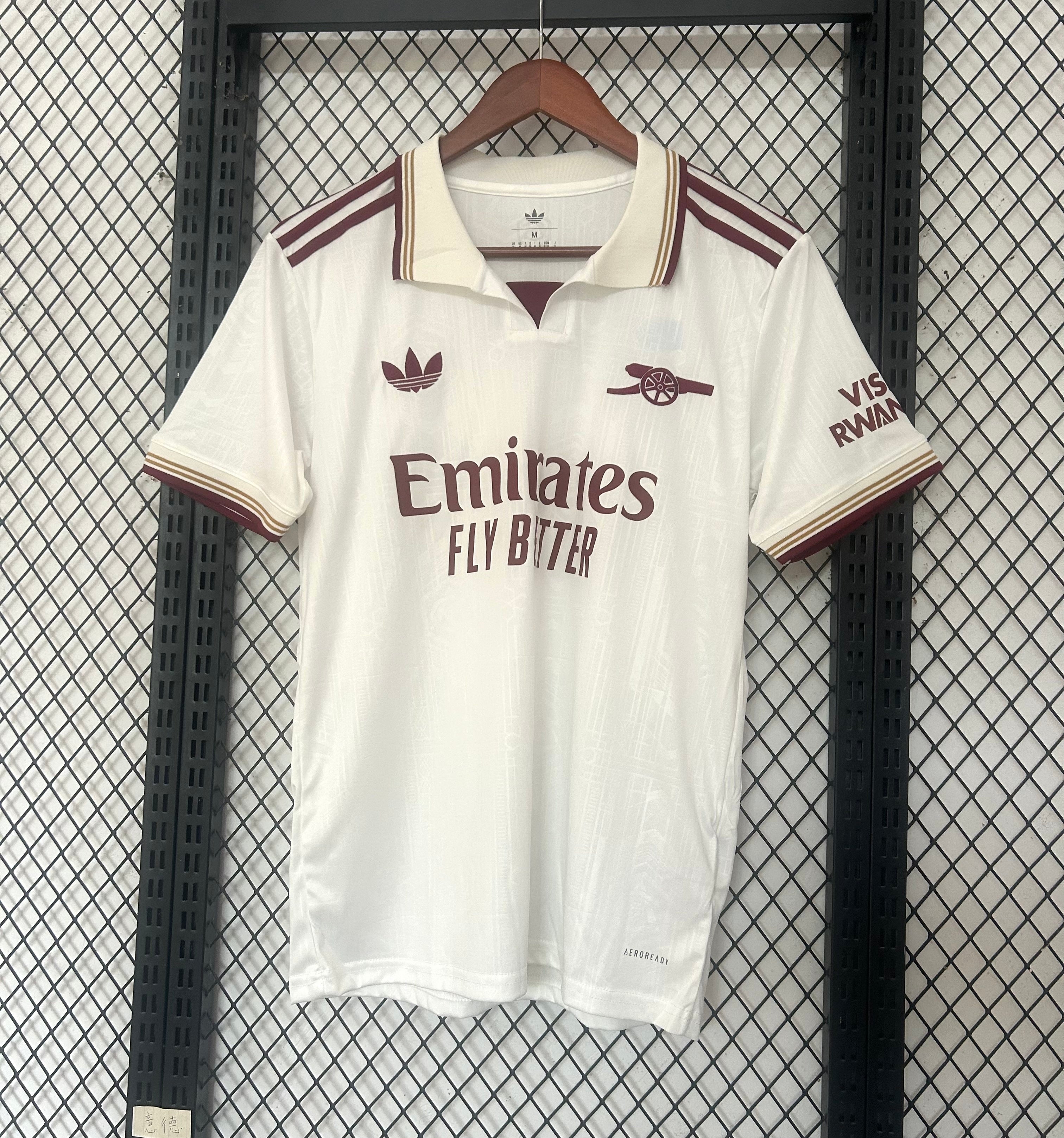 25-26 Arsenal second away white