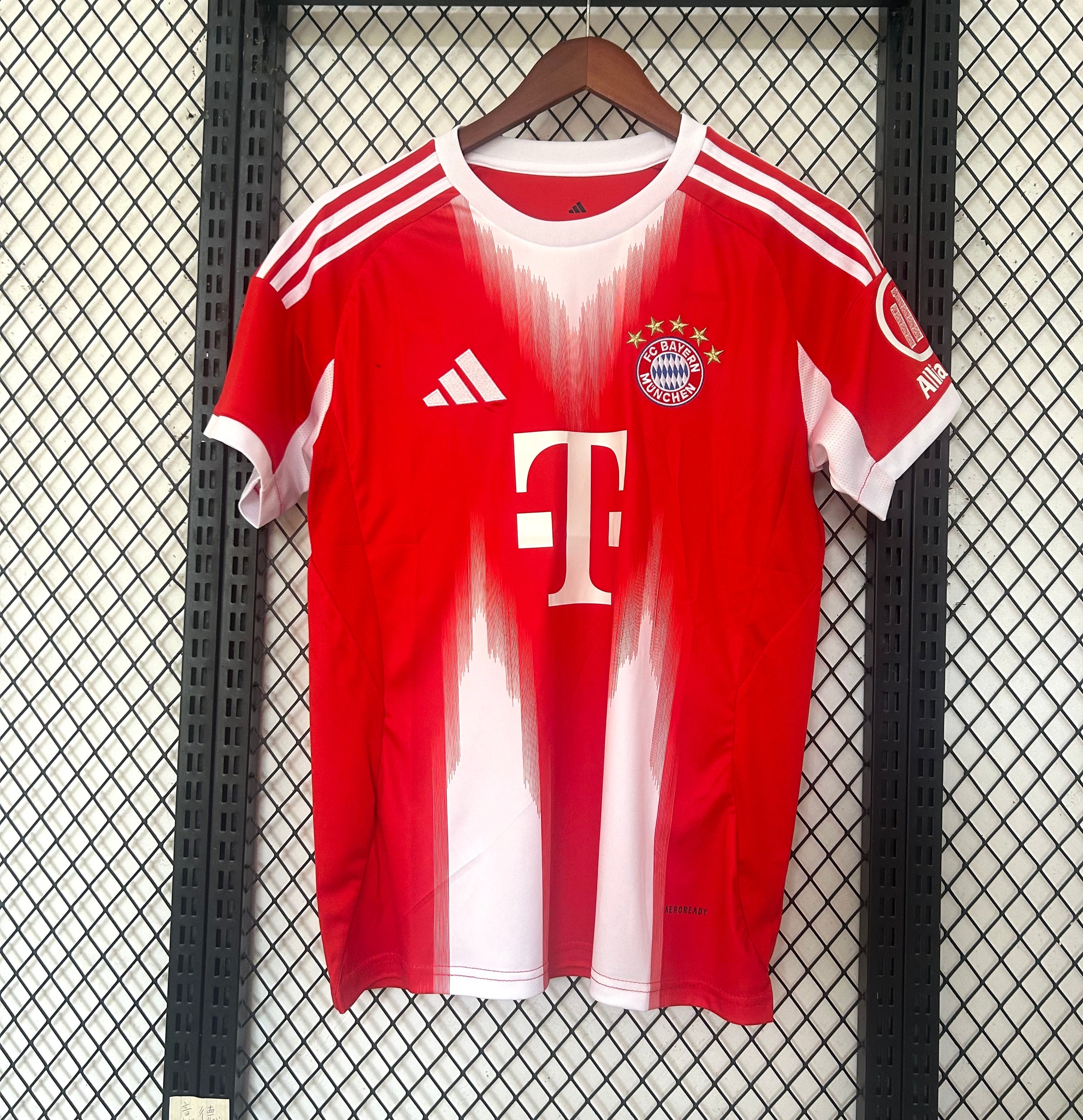 25-26 Bayern Munich Red