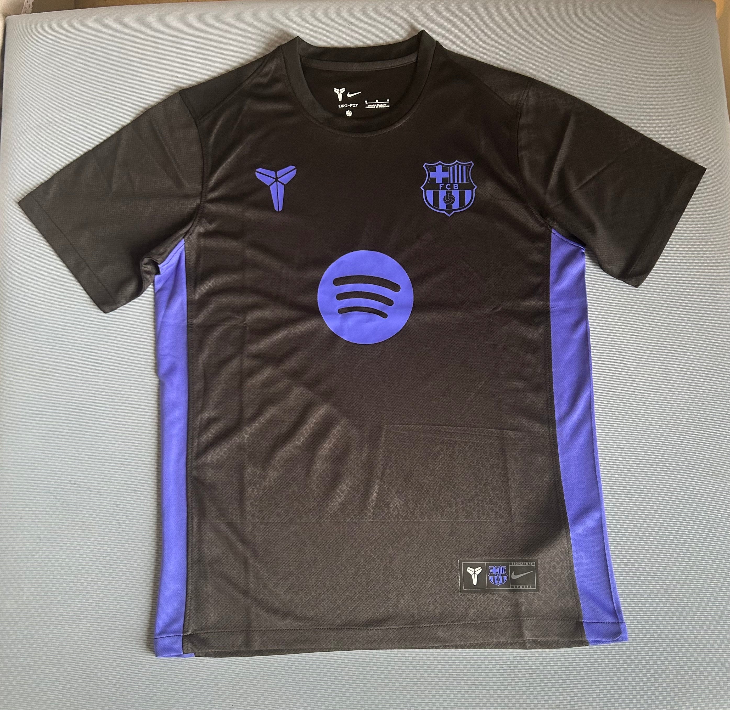 25-26 Barcelona Special Snake Pattern