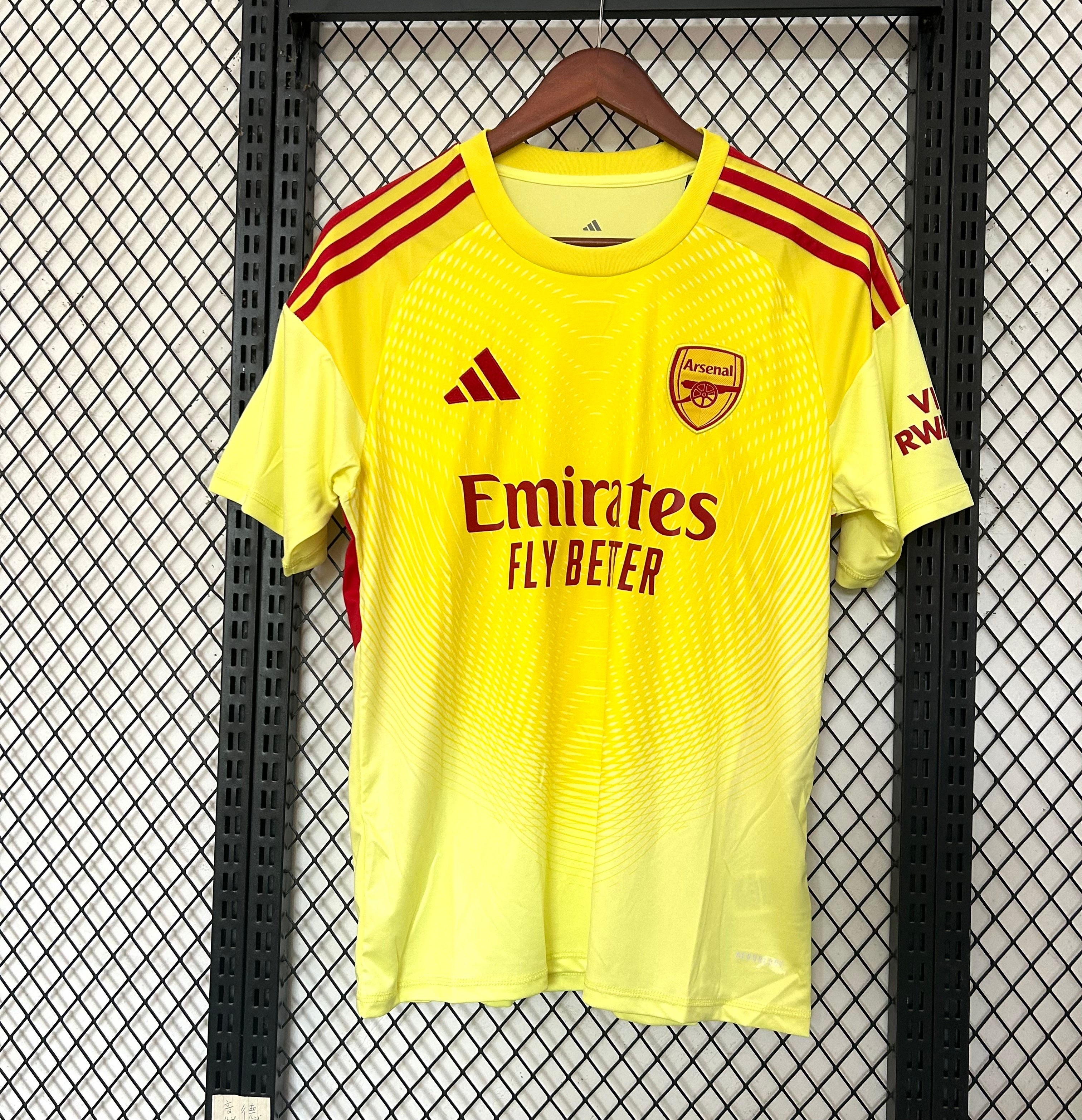 25-26 Arsenal Goalkeeper Light Yellow