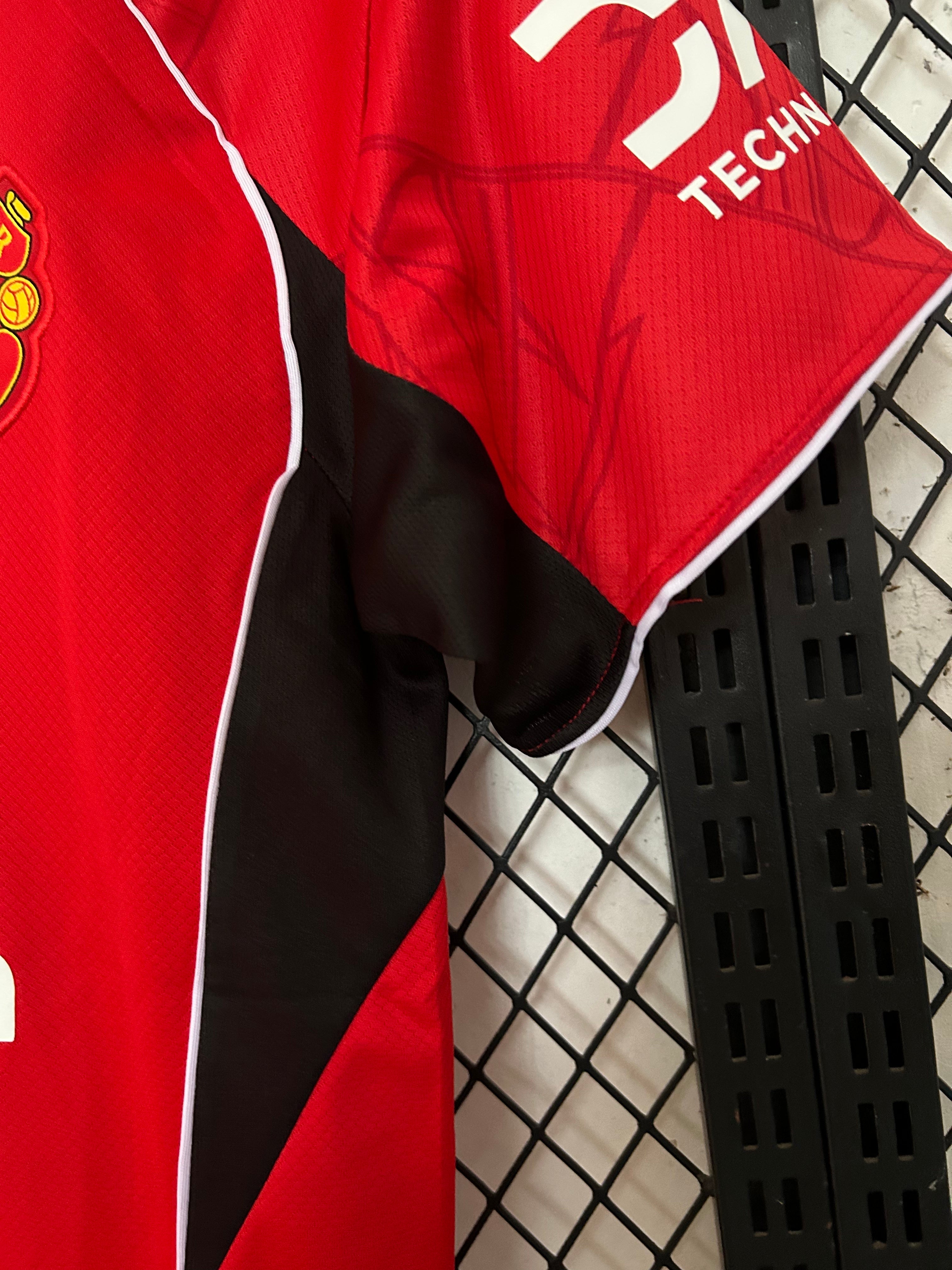 25-26 Manchester United Home
