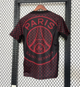 25-26 Paris pre-match suit