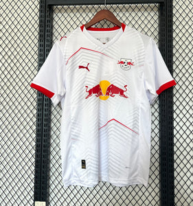 25-26 Leipzig Home