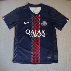 25-26 Paris main