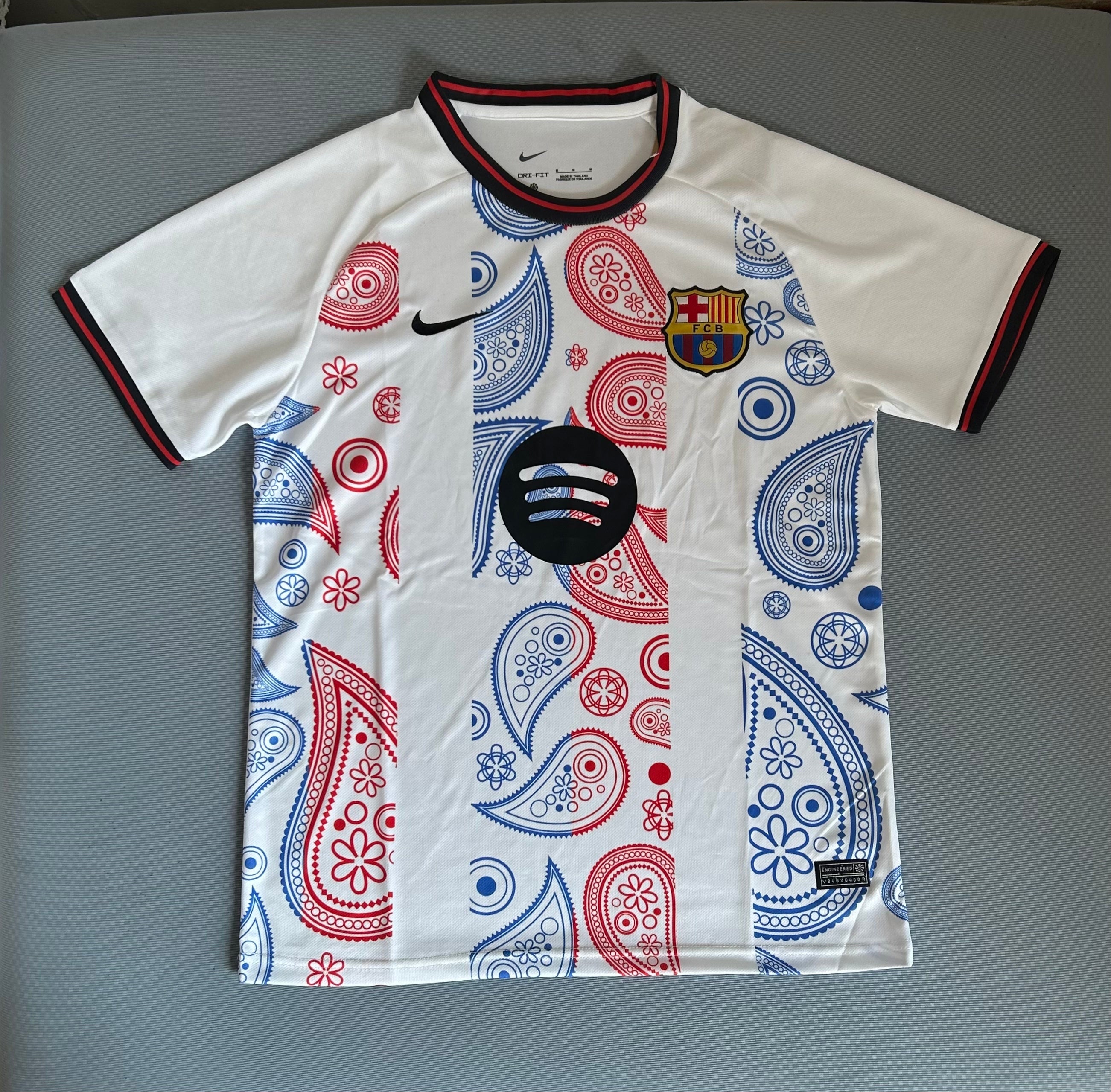 25-26 Barcelona Special 4