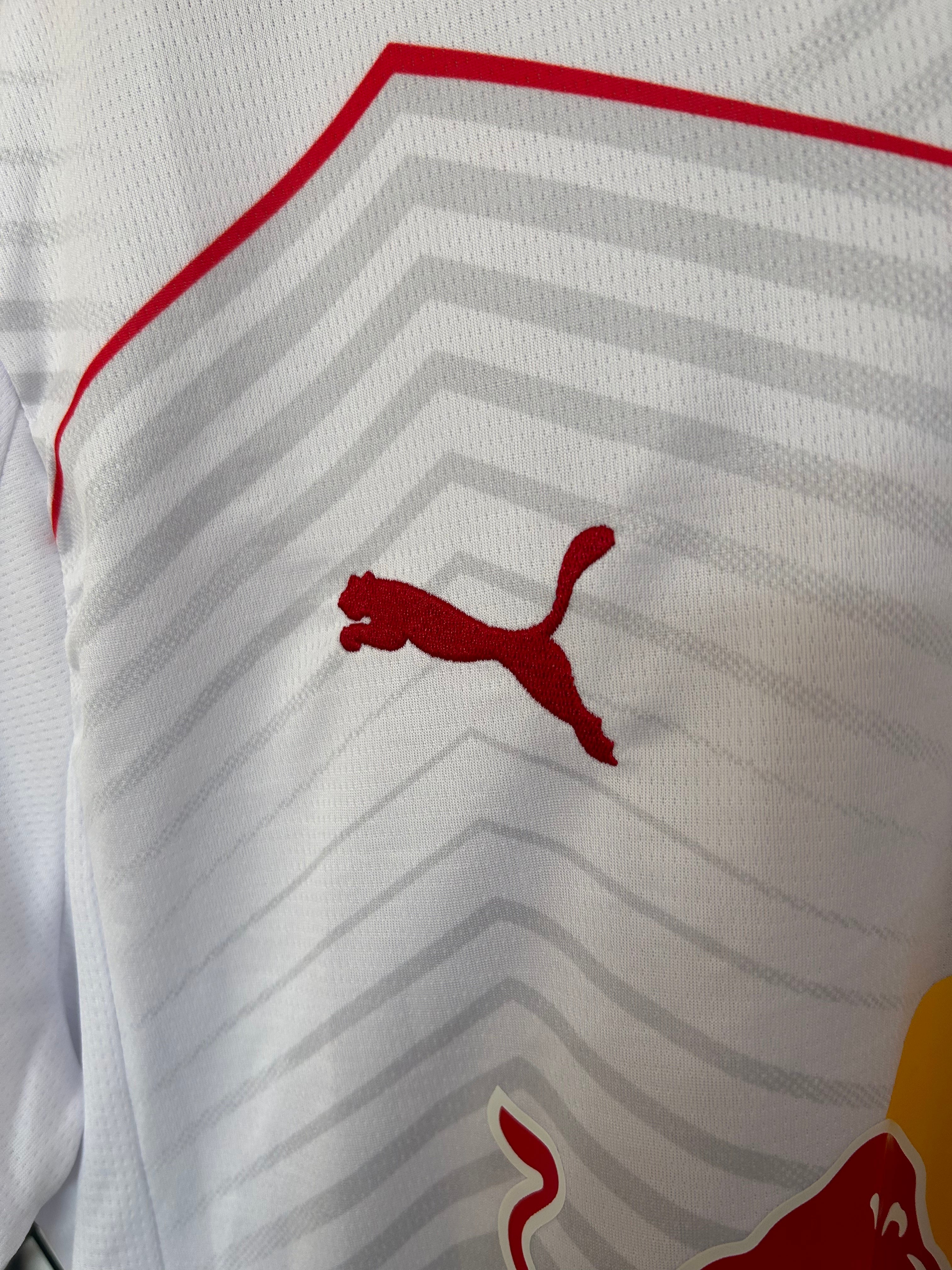 25-26 Leipzig Home