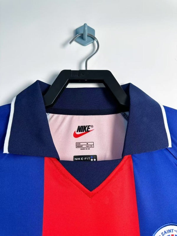 2000-01 Paris Home