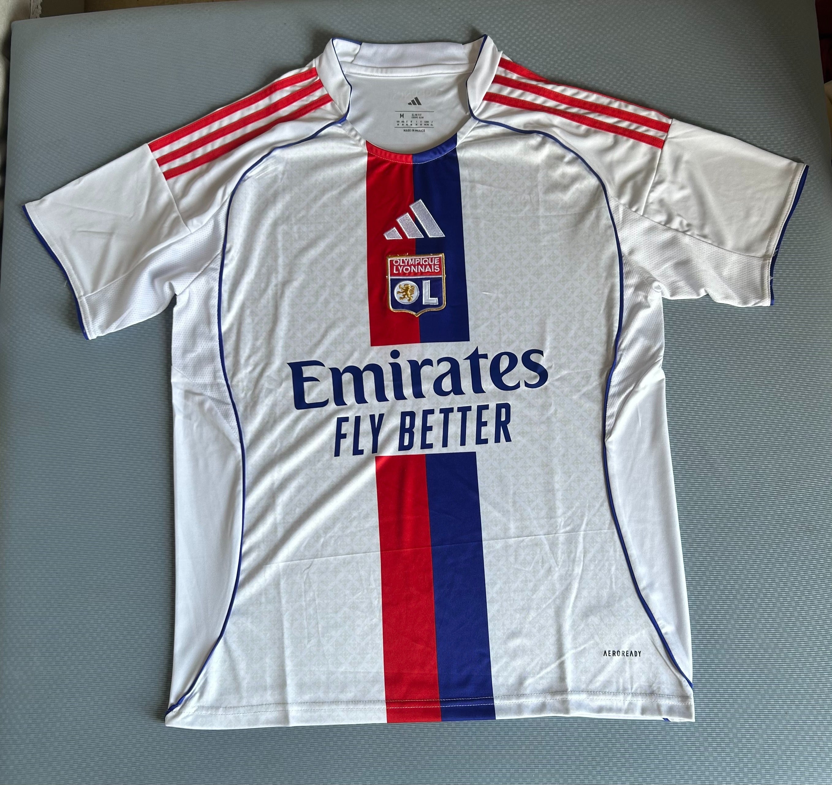 25-26 Lyon Main