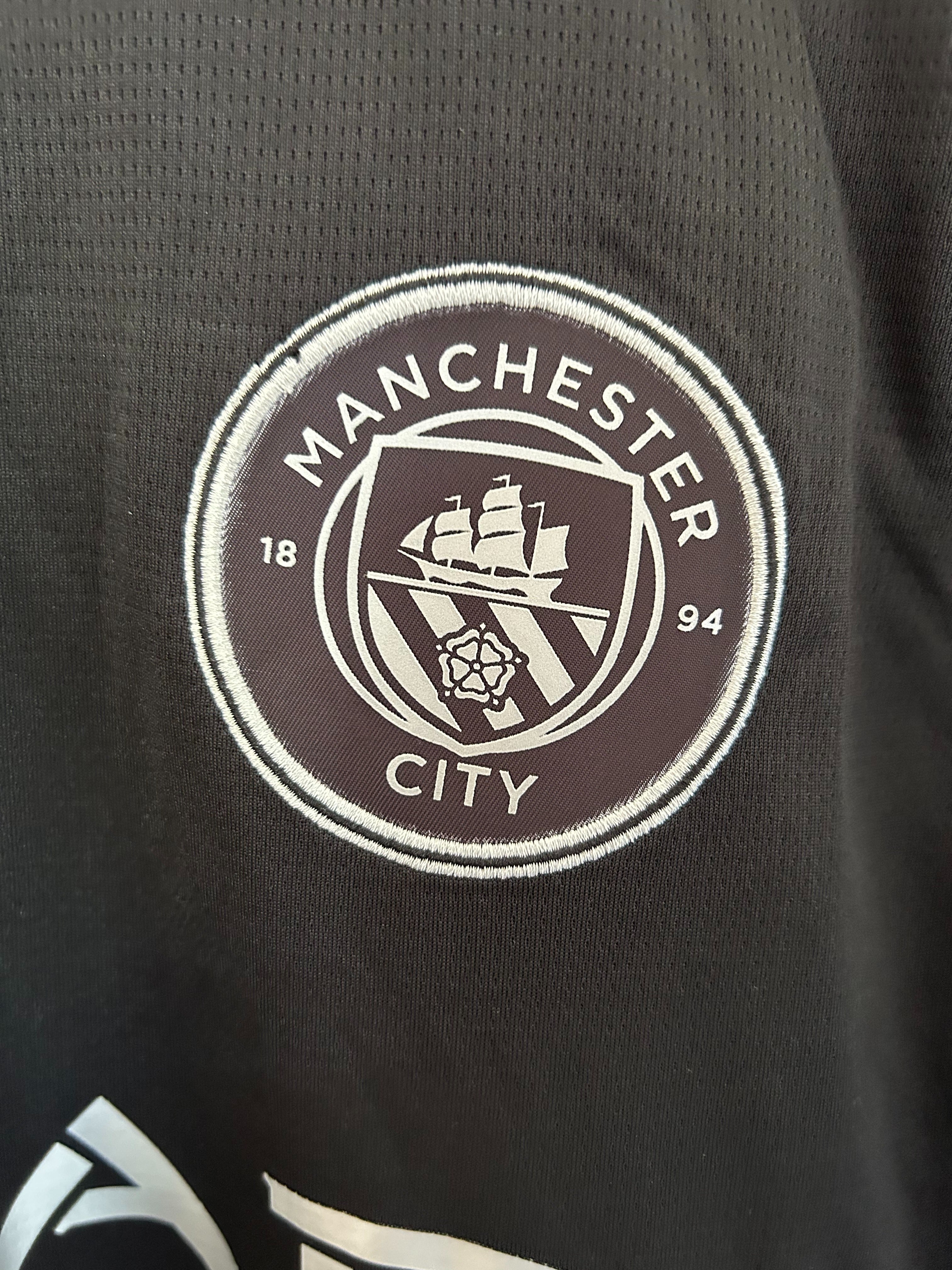 25-26 Manchester City away