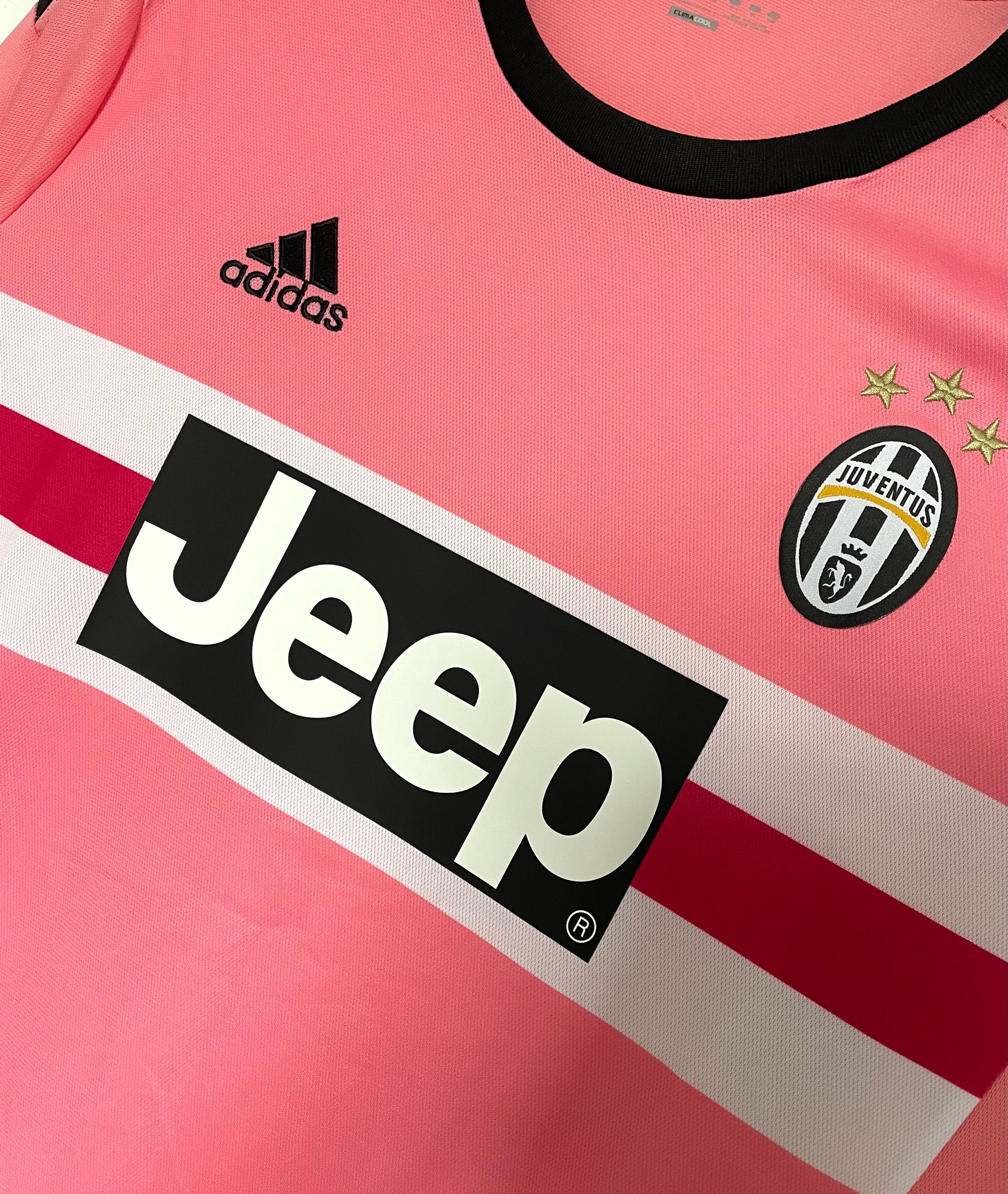 2015-16 Juventus Away Long Sleeve